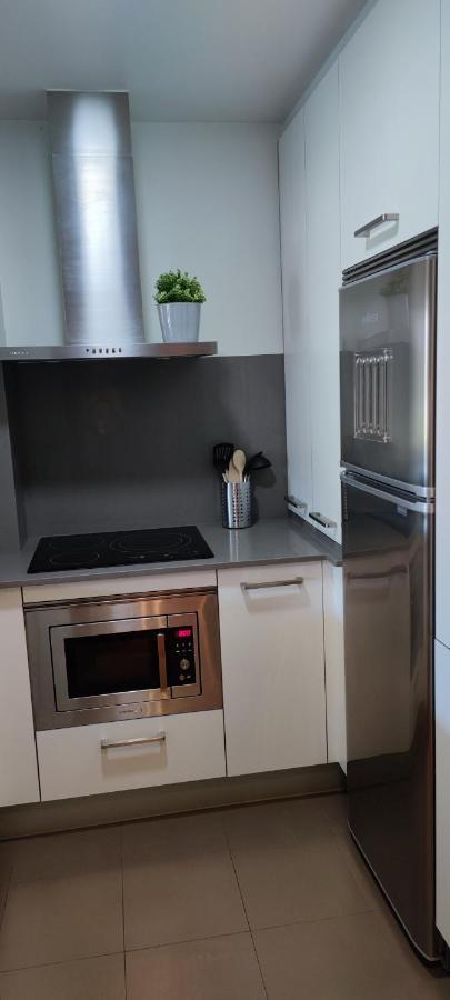 Acogedor Apartamento Con Terraza En Portonovo Bagian luar foto