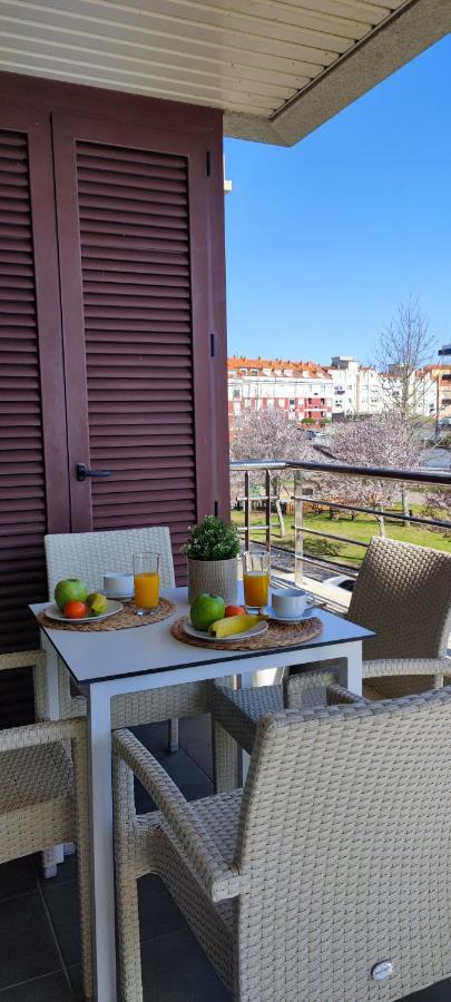 Acogedor Apartamento Con Terraza En Portonovo Bagian luar foto